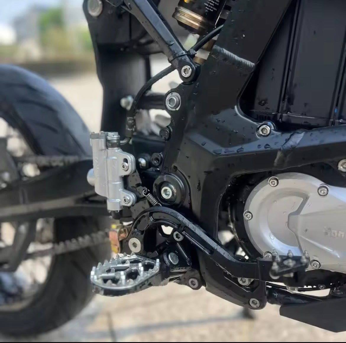 Ultra bee v2 foot brake