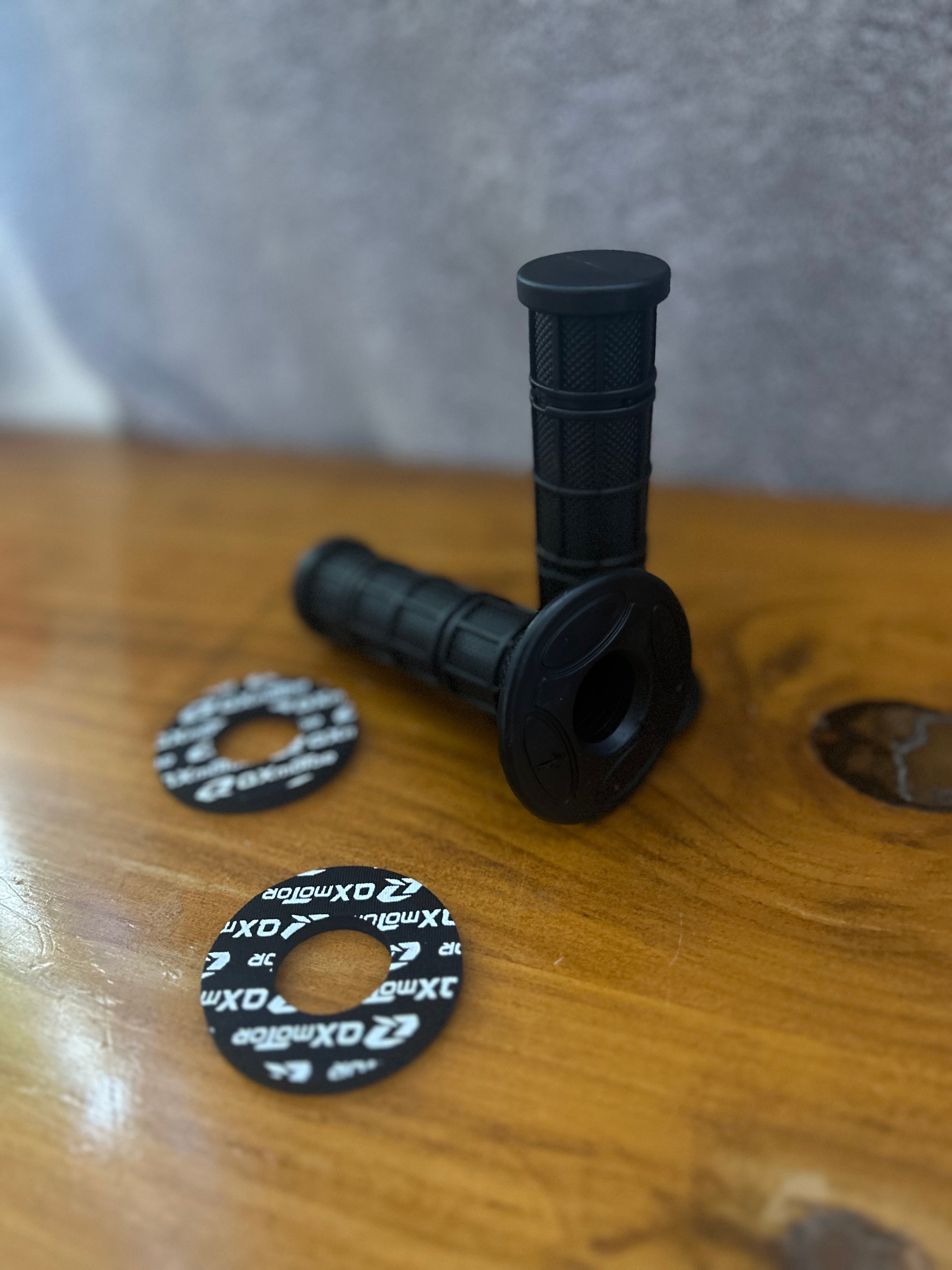 Waffle style black grips