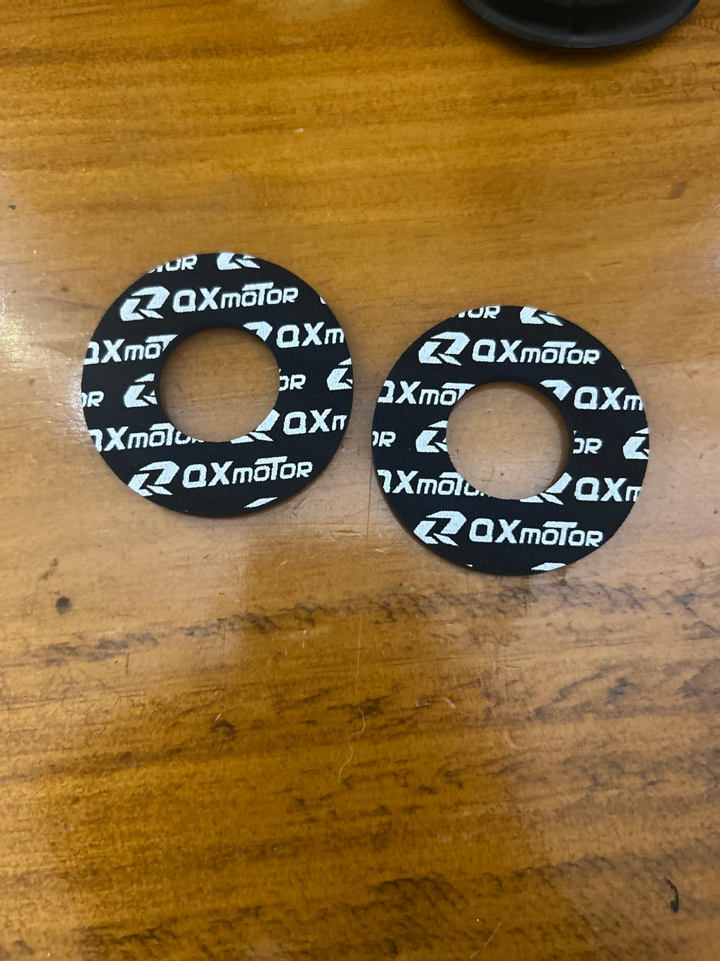 Waffle style black grips