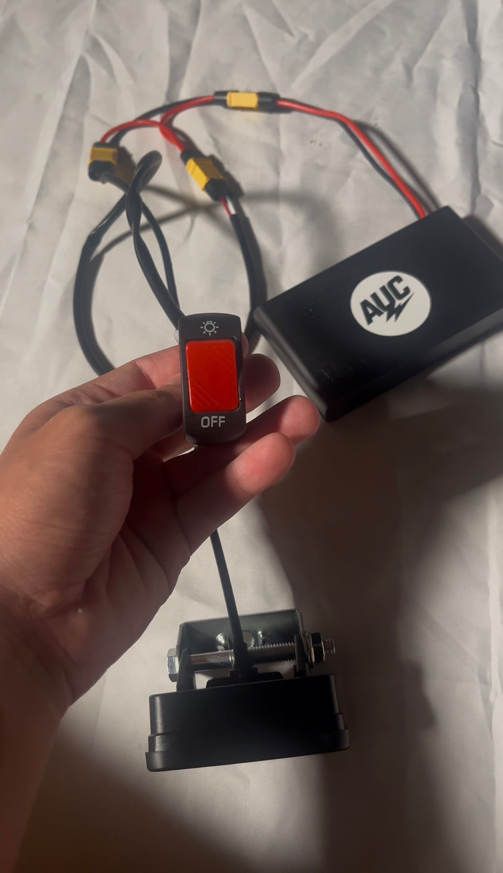 Battery powered Baja light