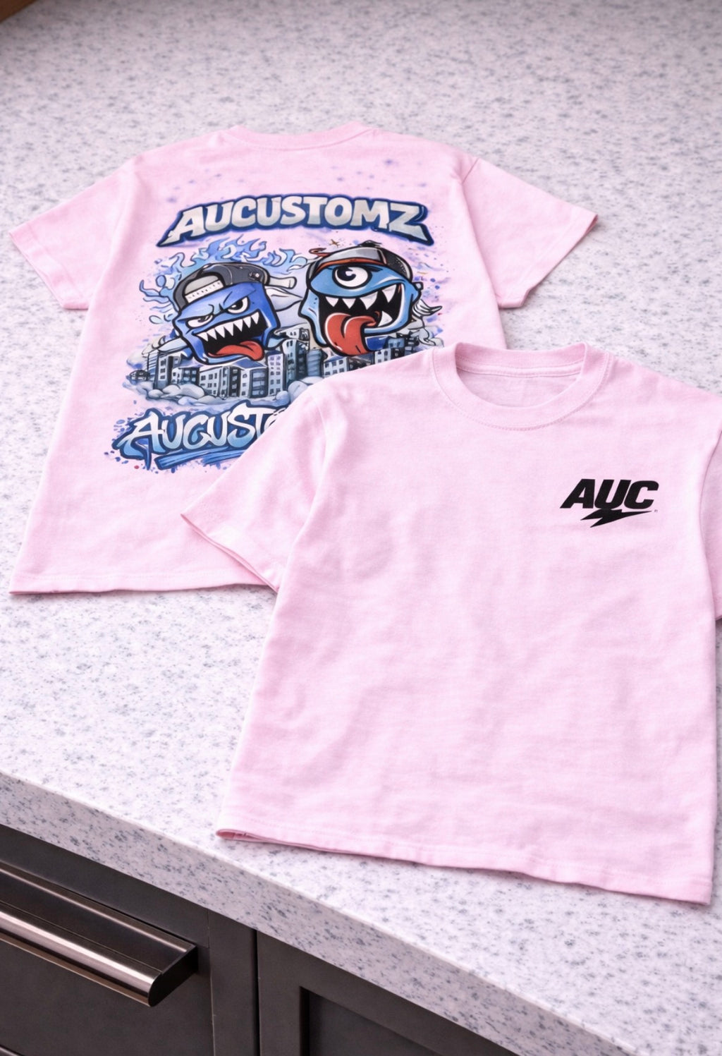 Limited edition aucustomz T-shirt