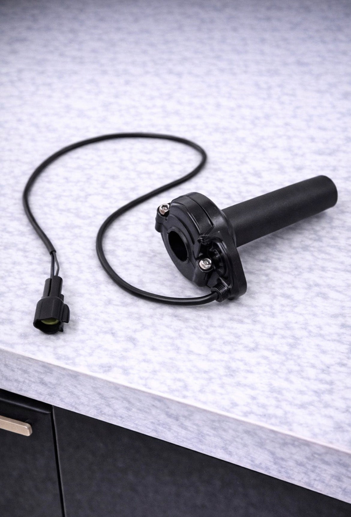 Surron light bee x throttle